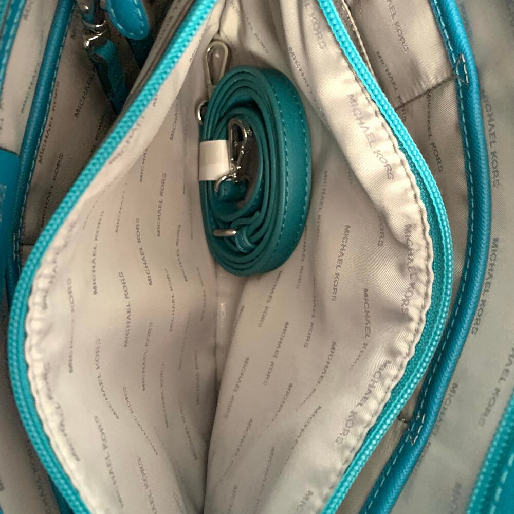 Michael Kors Jet Set Turquoise Convertible Tote Purse - Picture 9 of 10